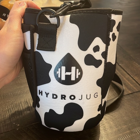 HydroJug original and new cow print sleeves with straps. EUC! - Picture 2 of 5